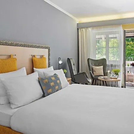 St Leonhard Hotel 3*